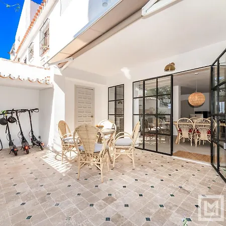 Letsmarbella - Tropical Oasis