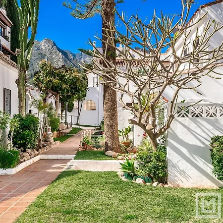 Prázdninový dům Letsmarbella - Tropical Oasis *