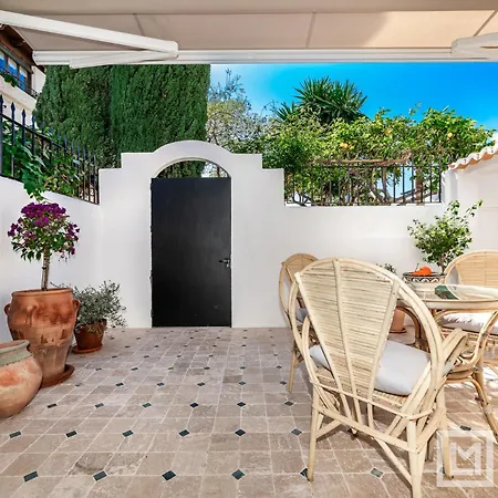 Letsmarbella - Tropical Oasis