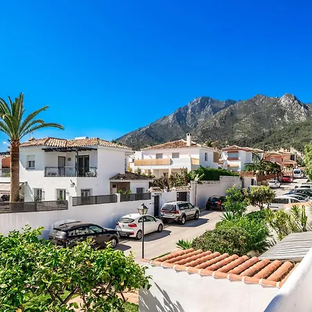 Letsmarbella - Tropical Oasis